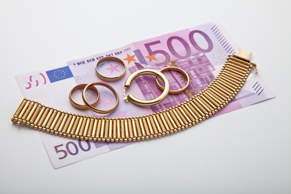 Goldankauf - Geldscheine und Schmuck Altgold für Trauringe